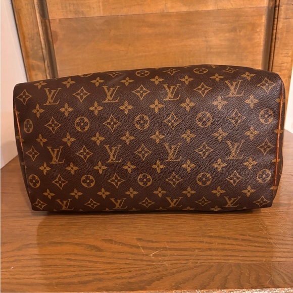 Louis Vuitton Monogram SPEEDY 35 - Picture 4 of 14